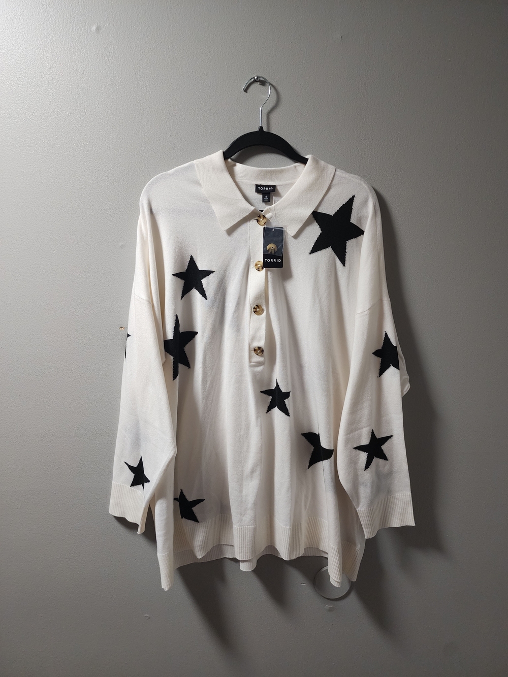 Torrid Size 4 4X Cream Star Polo Sweater